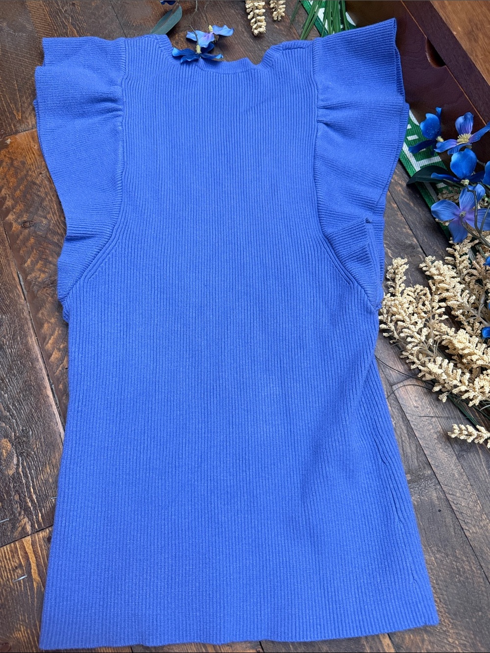 Marie Oliver Periwinkle Blue Ribbed Knit Ruffle Sleeve Top Size Small - Picture 6 of 7